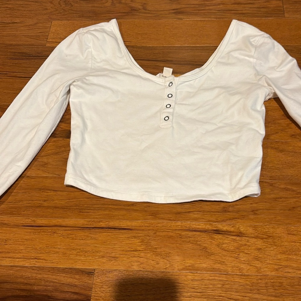 Cropped White Long Sleeve